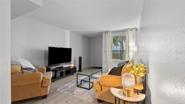 4227 LA PALMA COURT, Tampa, FL 33611