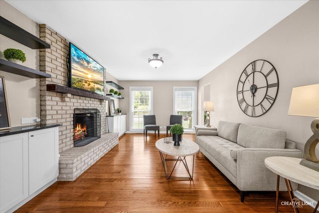 3N188 Joan Drive, St. Charles, IL 60175