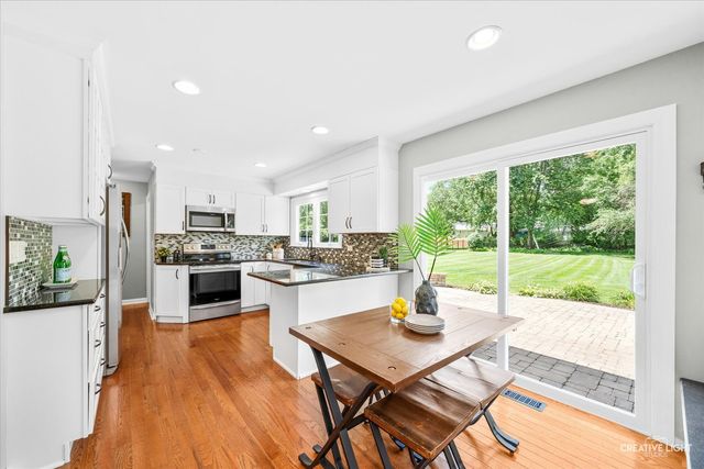 3N188 Joan Drive, St. Charles, IL 60175