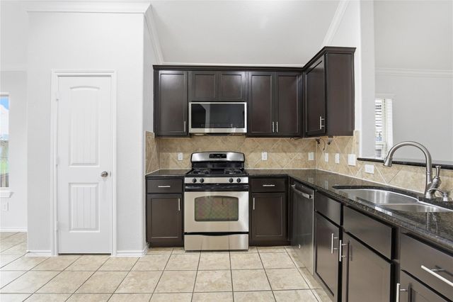 12910 Taper Reach Drive, Tomball, TX 77377
