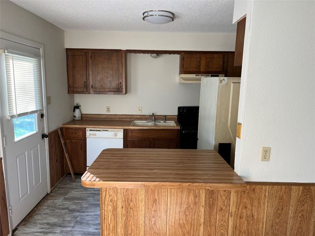 3711 Greenwood Road, Weatherford, TX 76088