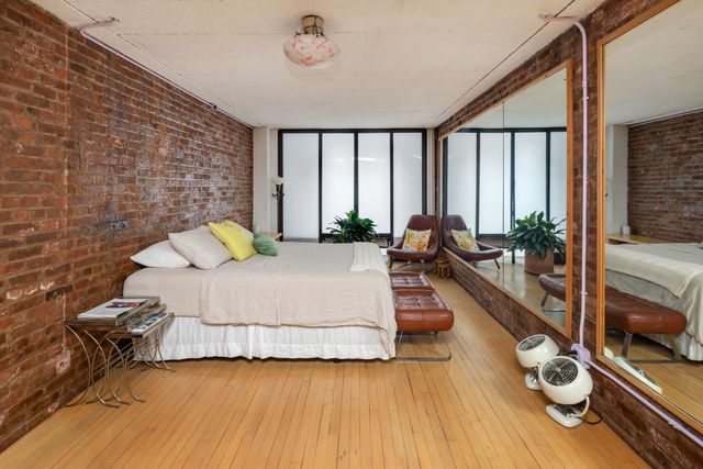 415 W 55th St Apt 1C, New York City, NY 10019