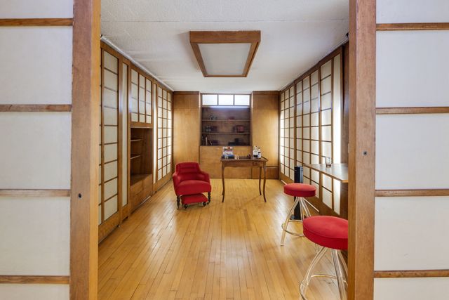 415 W 55th St Apt 1C, New York City, NY 10019