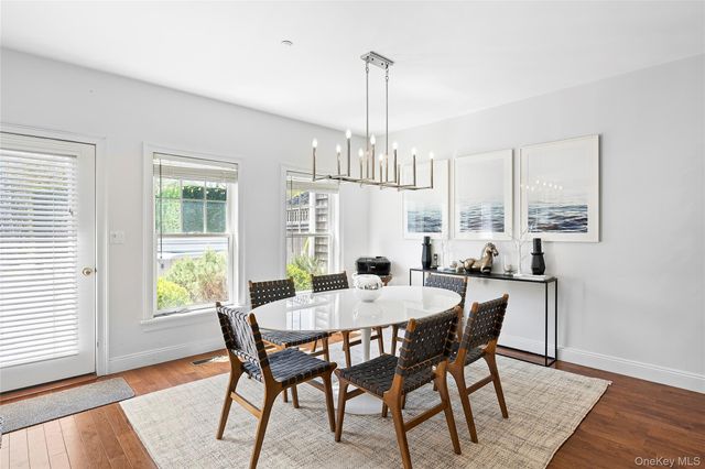 22 Gianna Court, Southampton, NY 11968