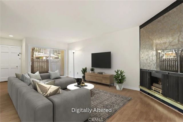 8031 Canby Ave 4, Reseda, CA 91335