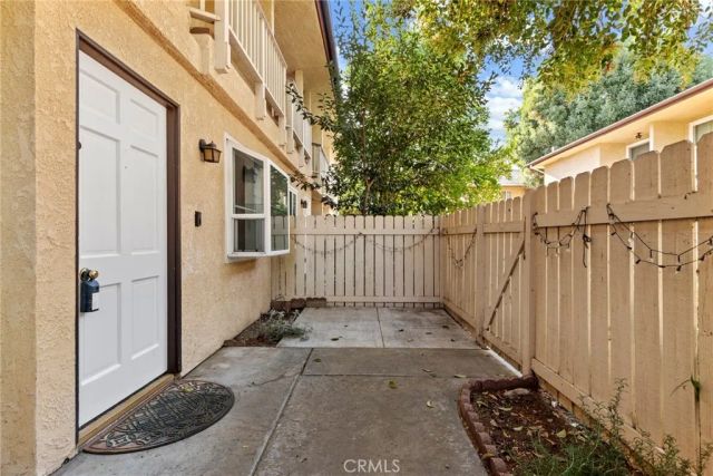 8031 Canby Ave 4, Reseda, CA 91335