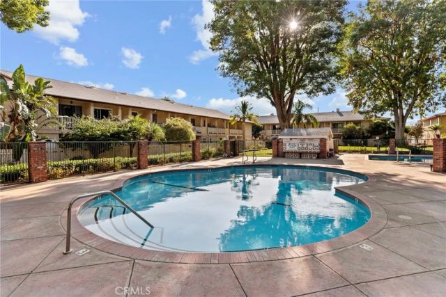 8031 Canby Ave 4, Reseda, CA 91335