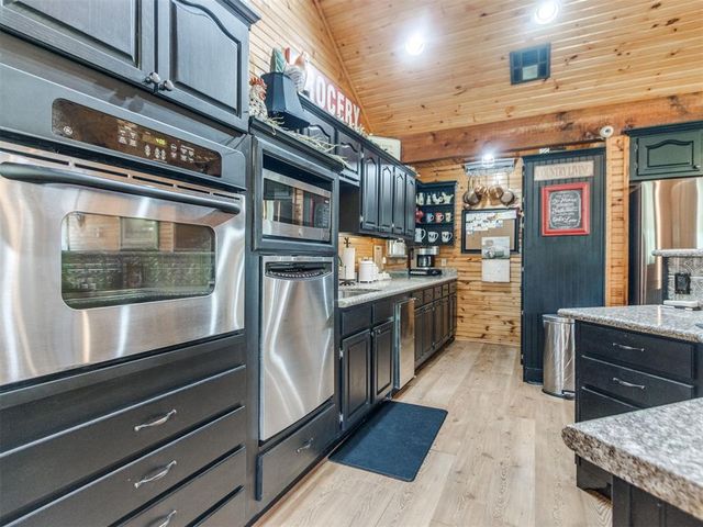 3721 S Choctaw Road, Choctaw, OK 73020