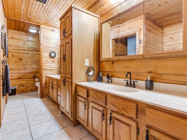 3721 S Choctaw Road, Choctaw, OK 73020