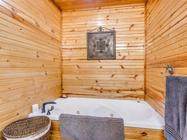 3721 S Choctaw Road, Choctaw, OK 73020