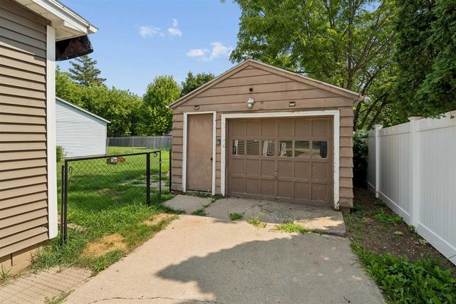 1820 ALASKA STREET, Oshkosh, WI 54902