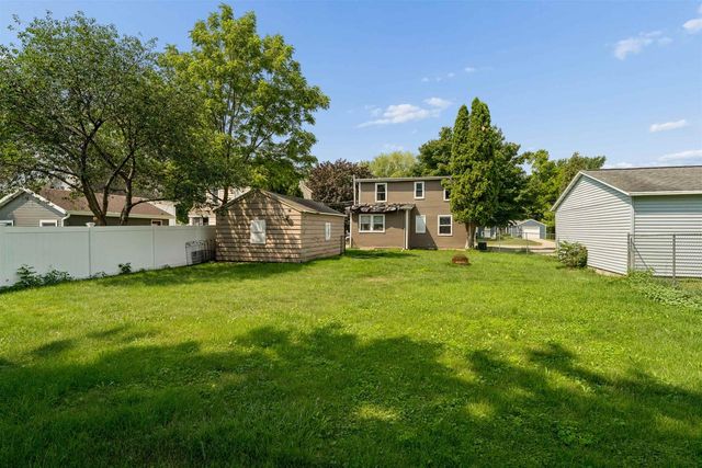 1820 ALASKA STREET, Oshkosh, WI 54902