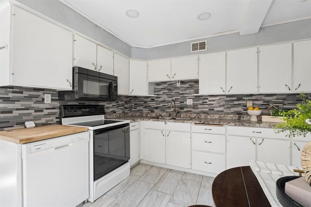 1820 ALASKA STREET, Oshkosh, WI 54902