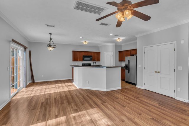 5215 Southfork Blvd, Old Hickory, TN 37138