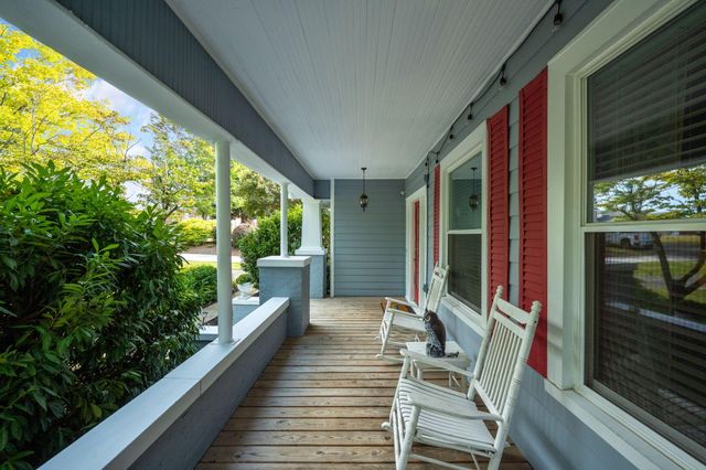 211 Brookfield Avenue, Chattanooga, TN 37411
