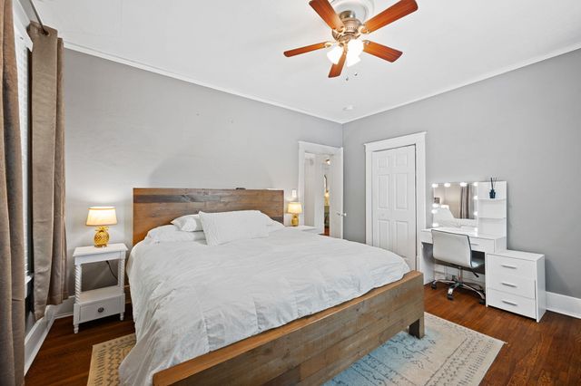 211 Brookfield Avenue, Chattanooga, TN 37411