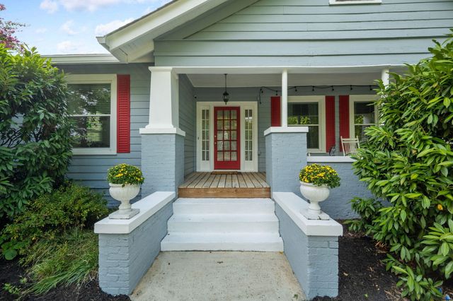 211 Brookfield Avenue, Chattanooga, TN 37411