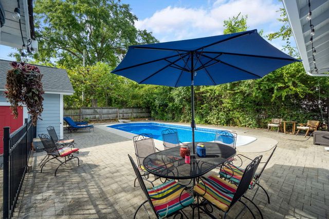 211 Brookfield Avenue, Chattanooga, TN 37411