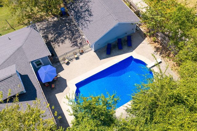 211 Brookfield Avenue, Chattanooga, TN 37411