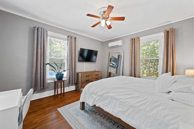 211 Brookfield Avenue, Chattanooga, TN 37411