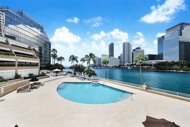 701 Brickell Key Blvd 2511, Miami, FL 33131