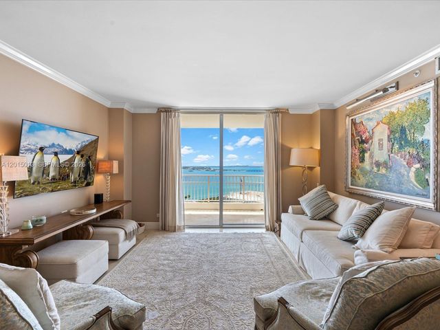 701 Brickell Key Blvd 2511, Miami, FL 33131