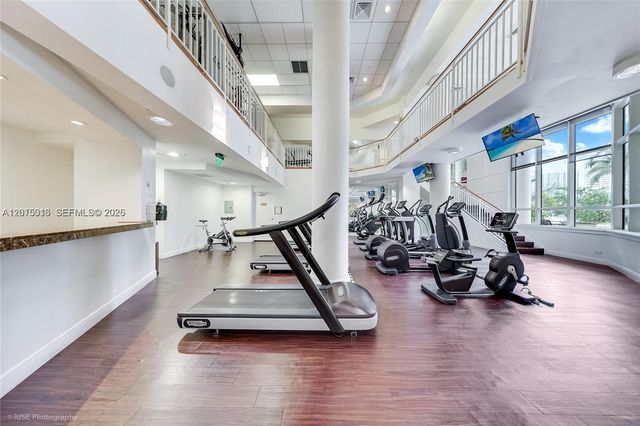 701 Brickell Key Blvd 2511, Miami, FL 33131