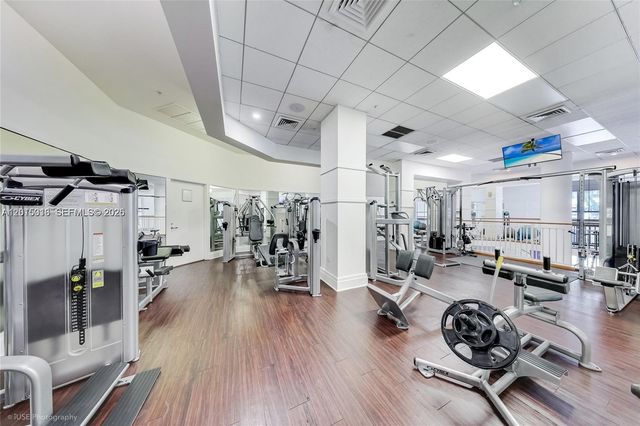 701 Brickell Key Blvd 2511, Miami, FL 33131