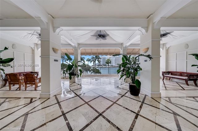 701 Brickell Key Blvd 2511, Miami, FL 33131