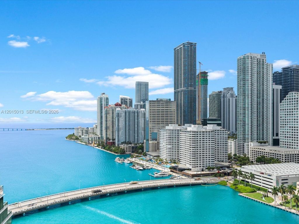 701 Brickell Key Blvd 2511, Miami, FL 33131