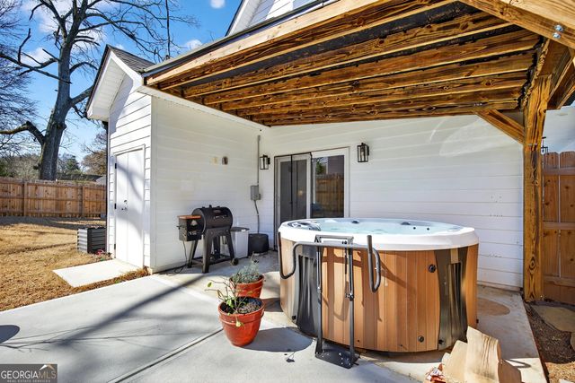 201 Marshall Avenue, Hogansville, GA 30230