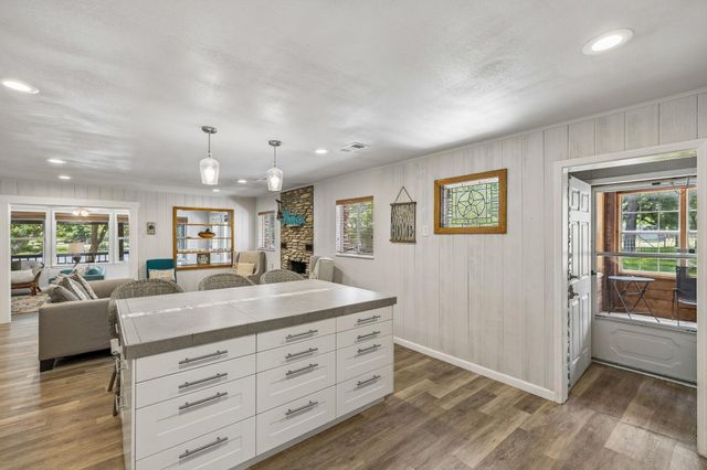 2632 Williams Lakeshore DR, Kingsland, TX 78639