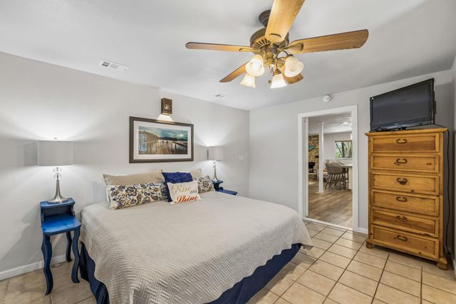 2632 Williams Lakeshore DR, Kingsland, TX 78639