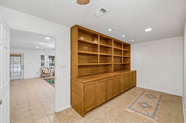 2632 Williams Lakeshore DR, Kingsland, TX 78639