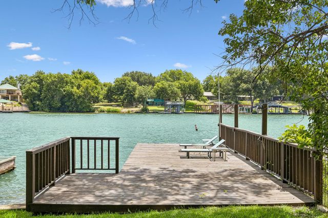 2632 Williams Lakeshore DR, Kingsland, TX 78639