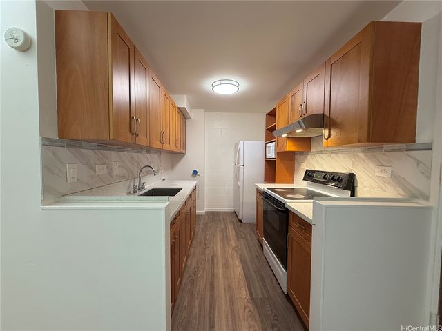 1250 Richard Lane 306, Honolulu, HI 96819