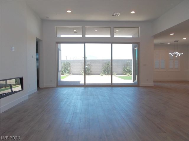 9751 Evergreen Pine Street, Las Vegas, NV 89166