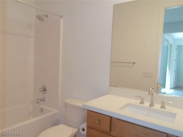 9751 Evergreen Pine Street, Las Vegas, NV 89166