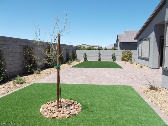 9751 Evergreen Pine Street, Las Vegas, NV 89166