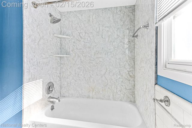 4817 Faircourt Drive, West Bloomfield Charter Township, MI 48322