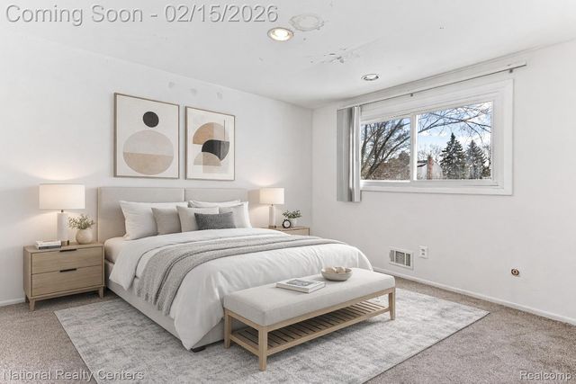 4817 Faircourt Drive, West Bloomfield Charter Township, MI 48322