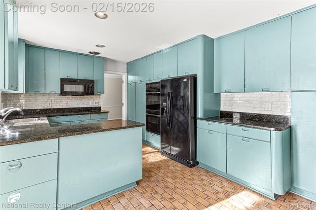 4817 Faircourt Drive, West Bloomfield Charter Township, MI 48322