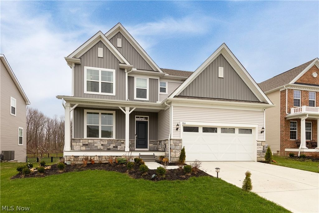 766 River Run Road, Aurora, OH 44202