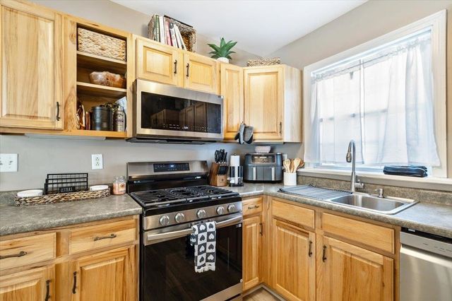 19 Lakeview Terrace, St. Albans City, VT 05478