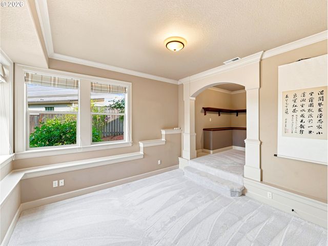 15137 Se SAINT ANDREWS Ct, Happy Valley, OR 97086