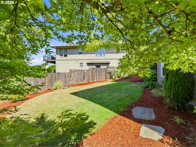 15137 Se SAINT ANDREWS Ct, Happy Valley, OR 97086