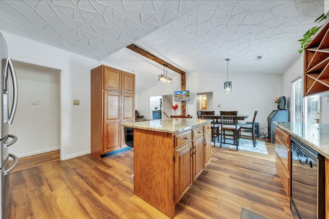 6720 Albert RD, Roanoke, VA 24019