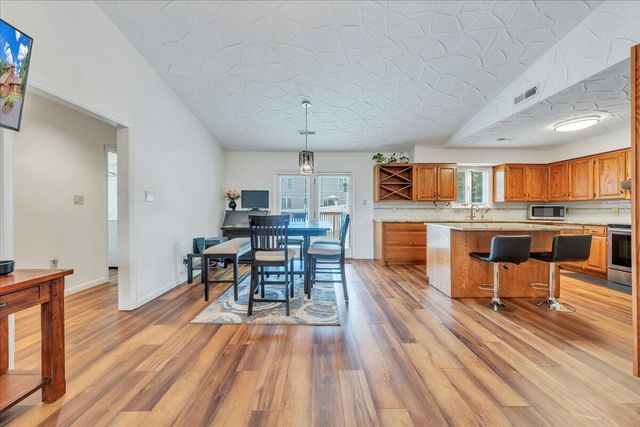6720 Albert RD, Roanoke, VA 24019