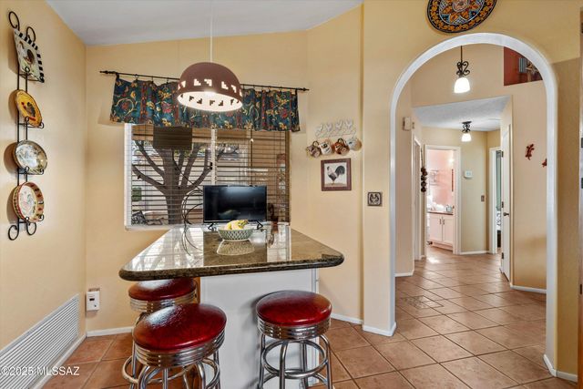 2121 N Star Glory Place, Tucson, AZ 85715