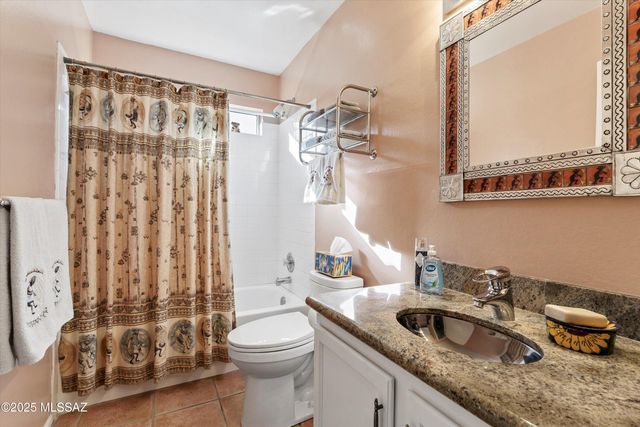 2121 N Star Glory Place, Tucson, AZ 85715